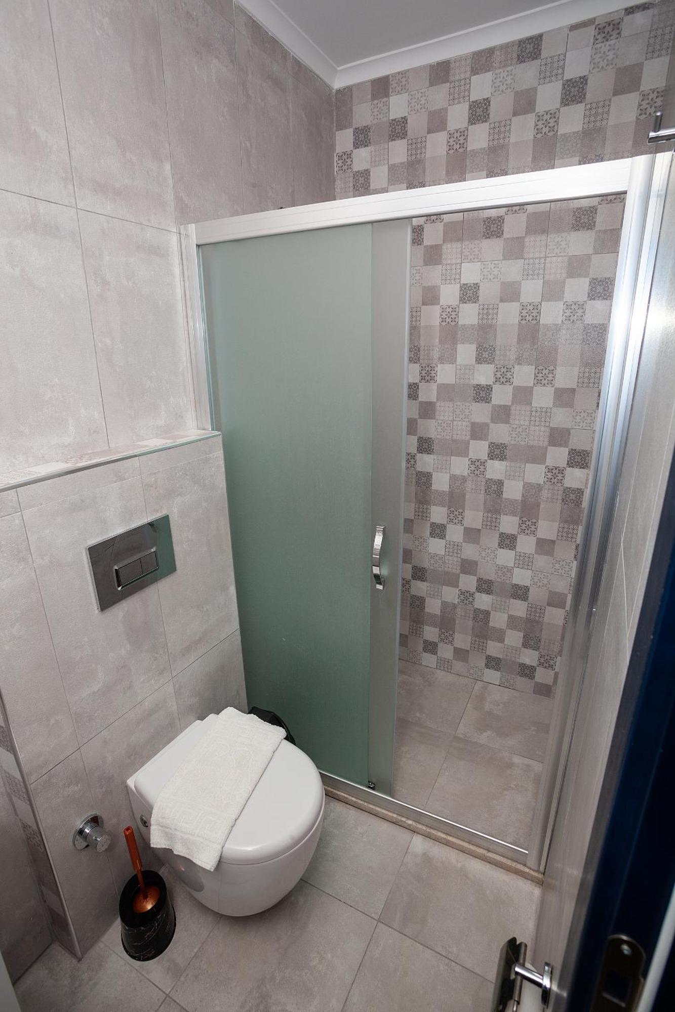 Kent Hotel 2*